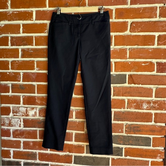 White House Black Market Black Perfect Form Size: 2P - Picture 4 of 10